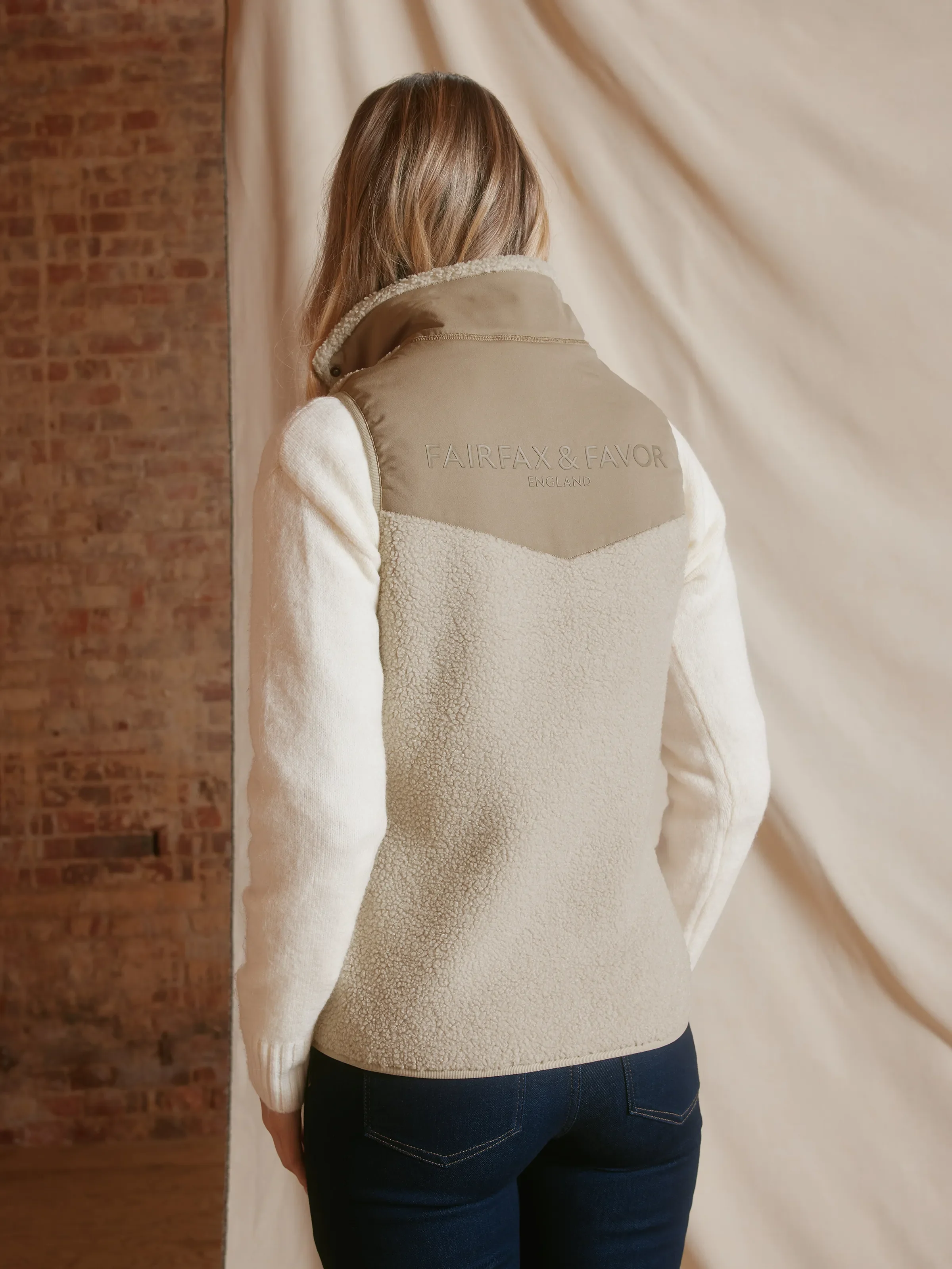 Agnes Fleece Gilet - Ecru - Image 5