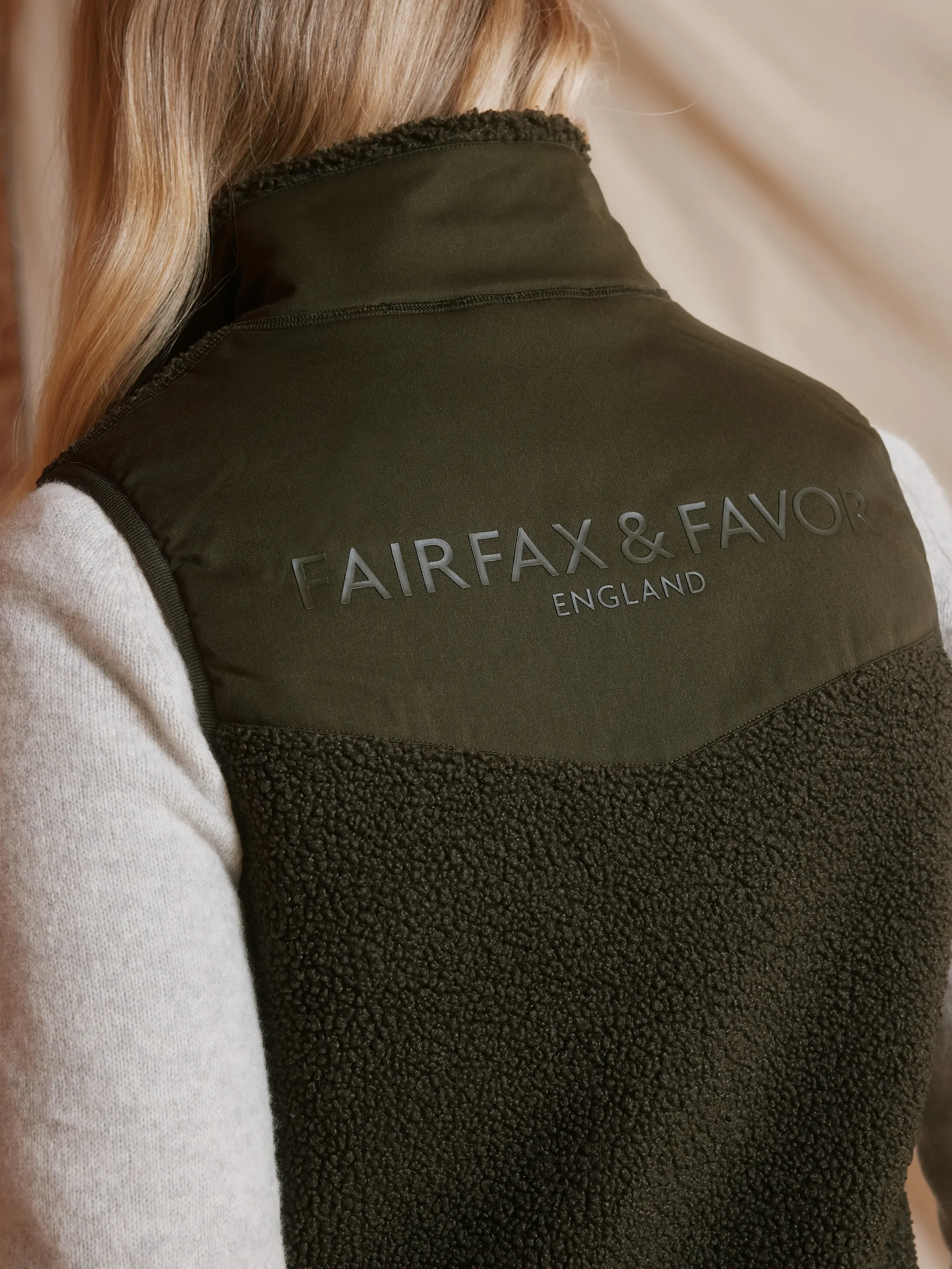 Agnes Fleece Gilet - Khaki - Image 5