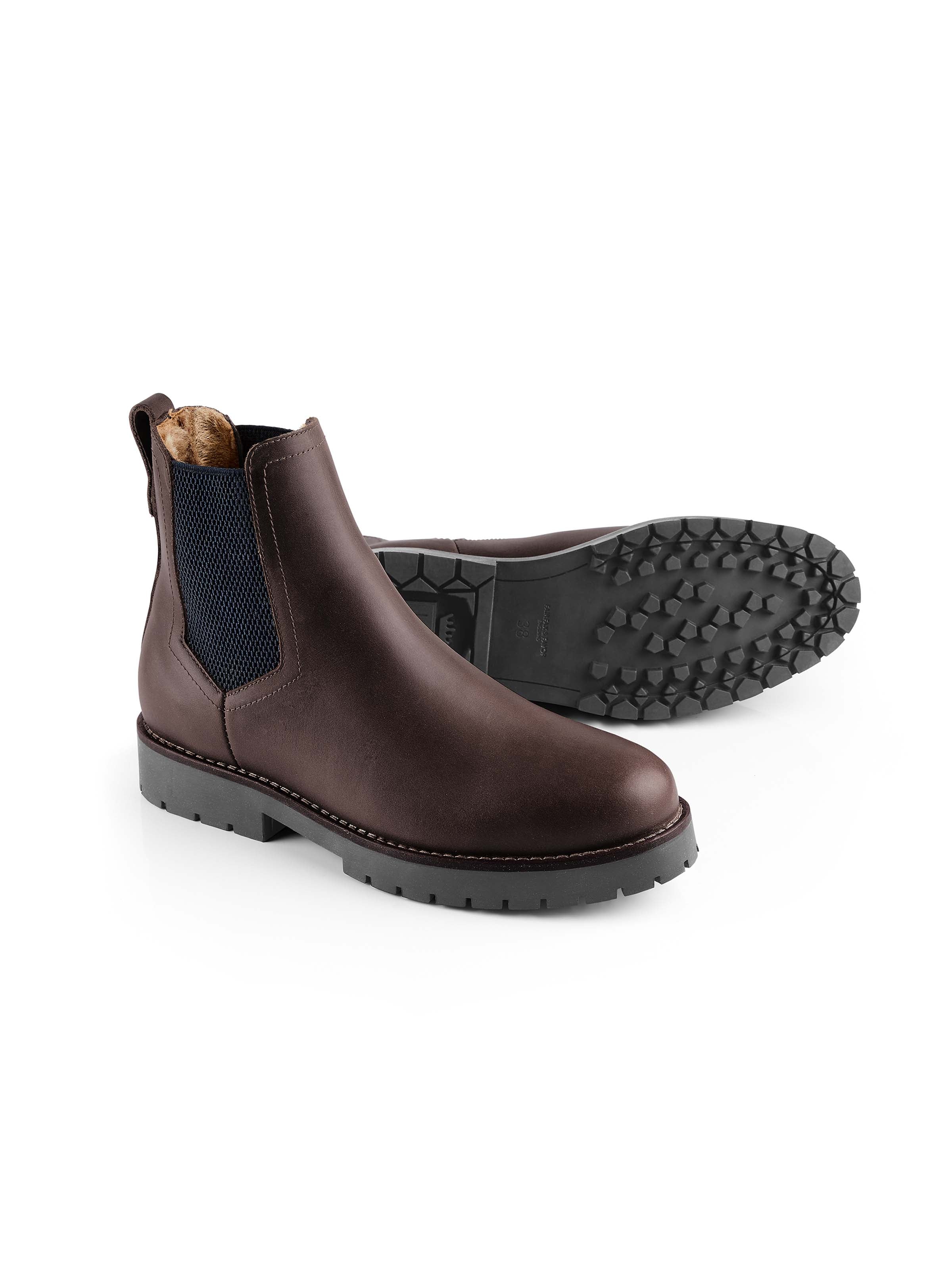 Sheepskin Boudica - Mahogany - Image 4