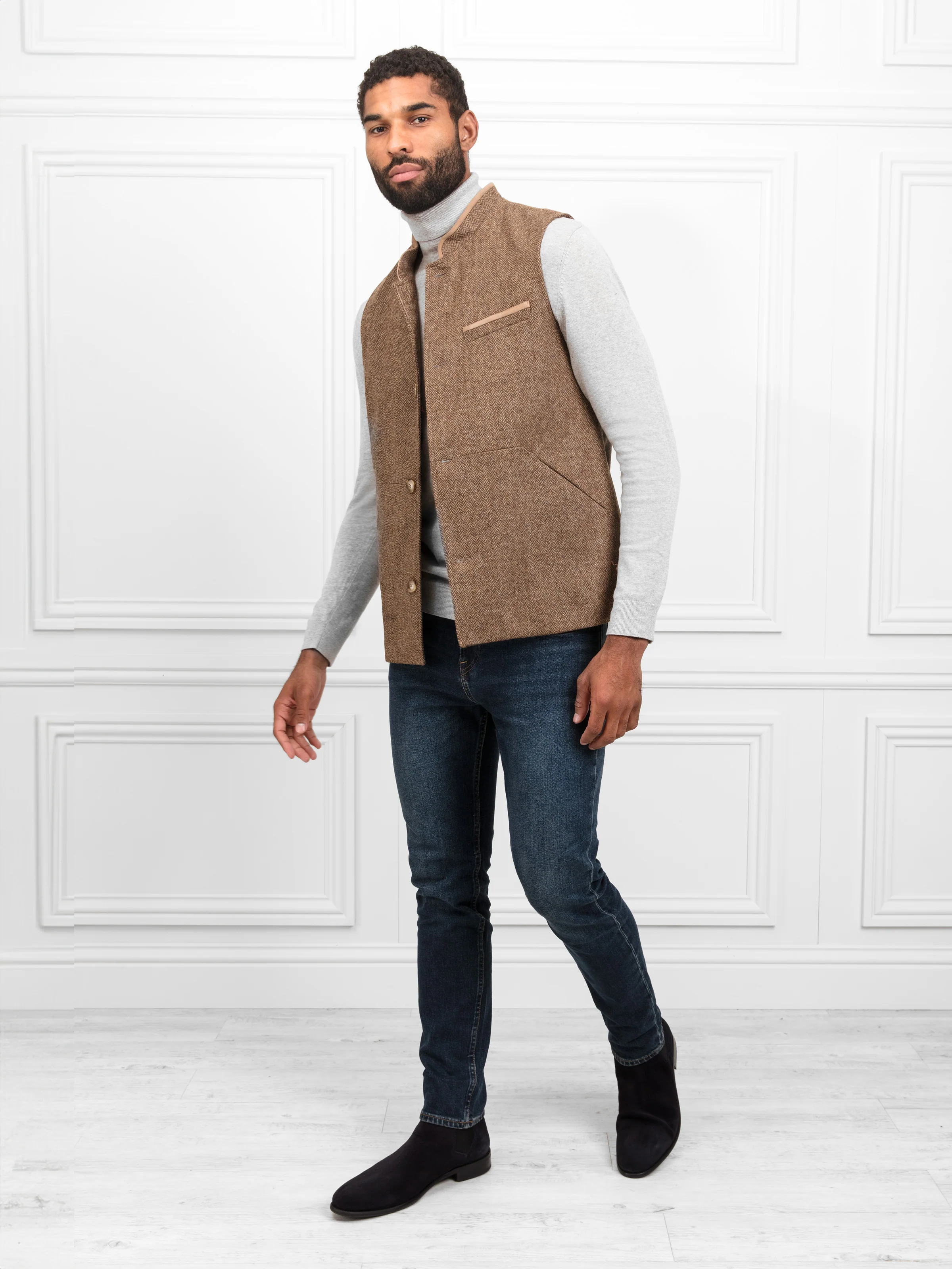 Edward Gilet - Camel - Image 5