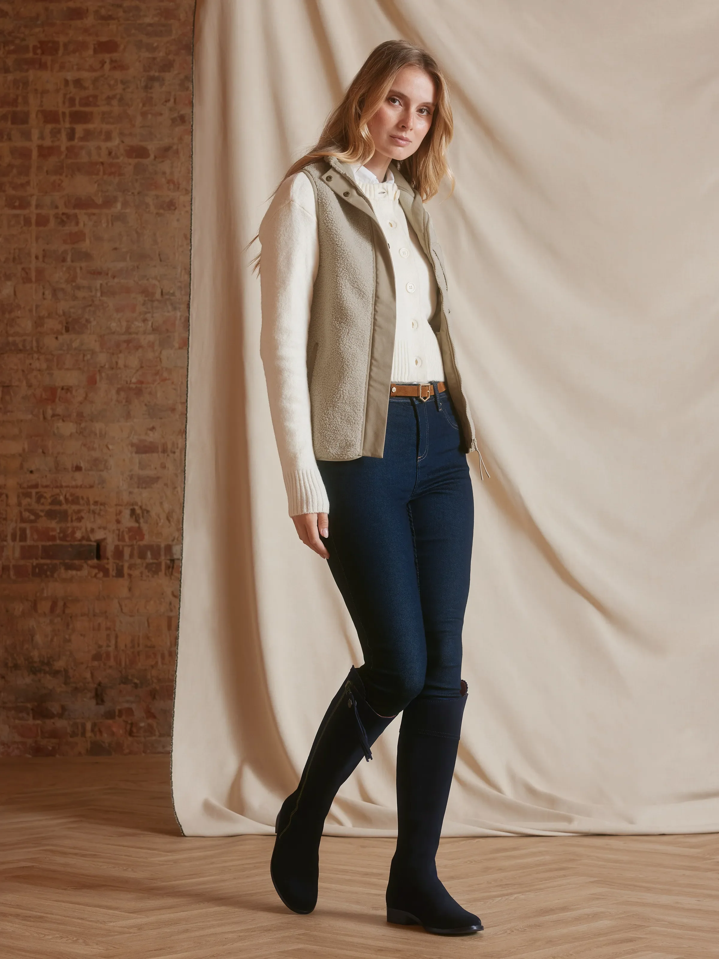 Regina (Regular Fit) - Navy Blue Suede - Image 7