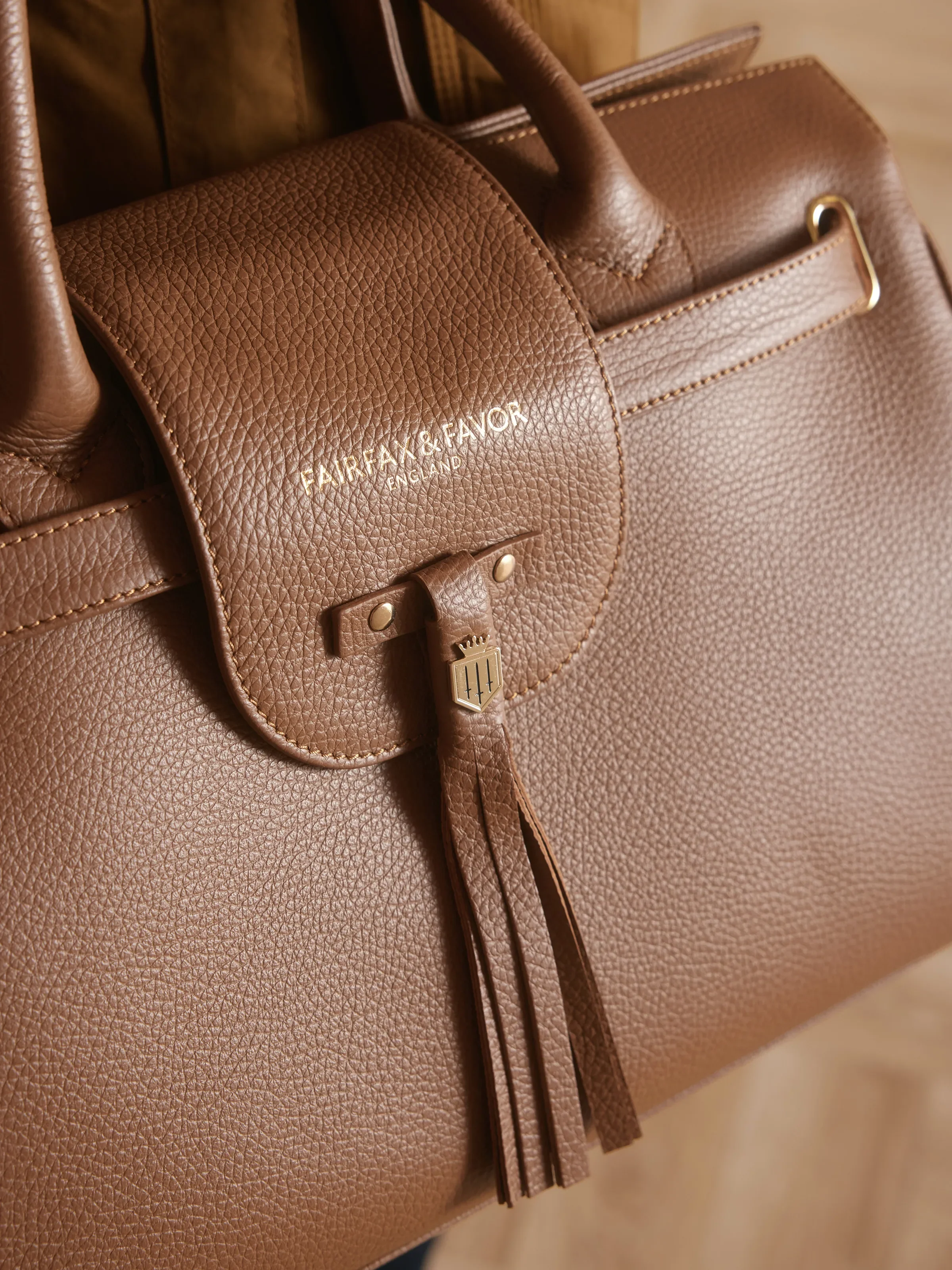 Windsor Handbag - Tan Pebbled Leather - Image 6