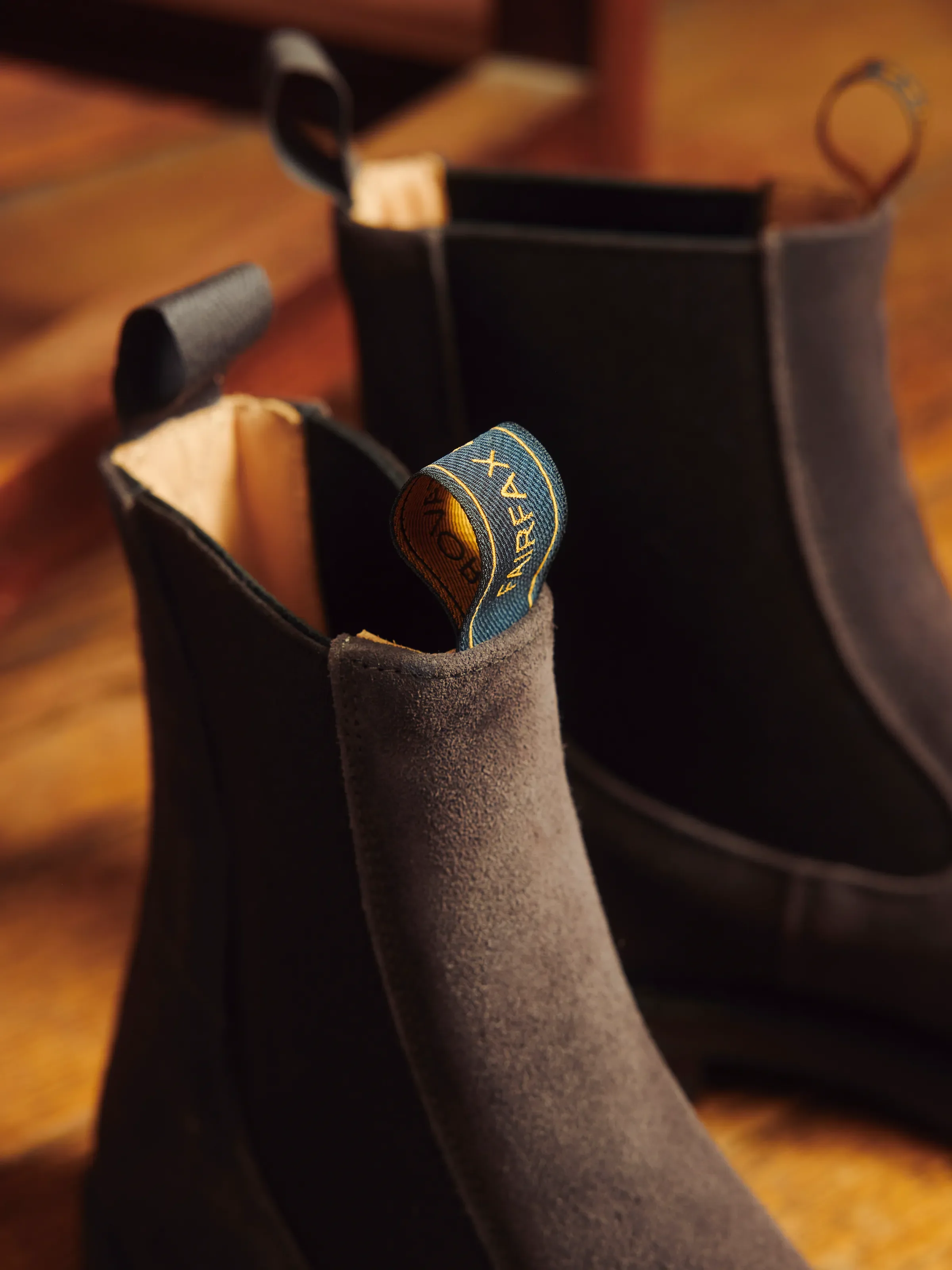 Tricker's Northampton - Chocolate Suede - Image 7